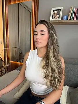 FridaKlein online show from February 11, 8:20 pm