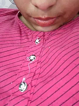 Myloveurvi online show from February 17, 7:11 pm