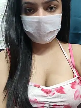 Snapshot of Myloveurvi chatting on December 2, 9:00 am Myloveurvi online show from December 2, 9:00 am