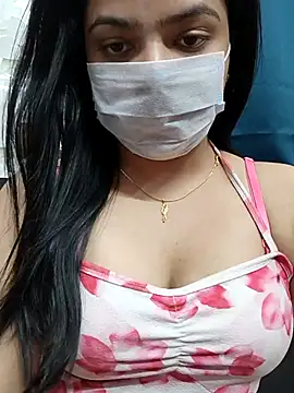 Snapshot of Myloveurvi chatting on November 9, 2:10 pm Myloveurvi online show from November 9, 2:10 pm