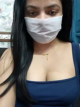 Snapshot of Myloveurvi chatting on November 5, 10:07 am Myloveurvi online show from November 5, 10:07 am