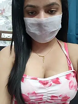 Snapshot of Myloveurvi chatting on November 7, 11:04 am Myloveurvi online show from November 7, 11:04 am