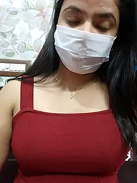 Snapshot of Myloveurvi chatting on September 18, 7:50 pm Myloveurvi online show from September 18, 7:50 pm