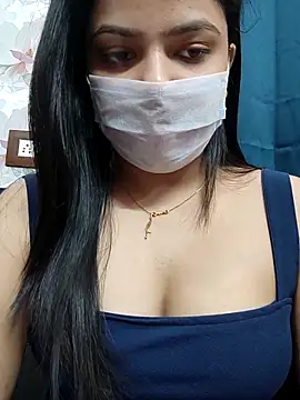 Snapshot of Myloveurvi chatting on October 28, 12:15 pm Myloveurvi online show from October 28, 12:15 pm