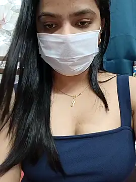 Snapshot of Myloveurvi chatting on September 15, 11:32 am Myloveurvi online show from September 15, 11:32 am