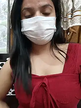 Snapshot of Myloveurvi chatting on February 15, 1:38 pm Myloveurvi online show from February 15, 1:38 pm