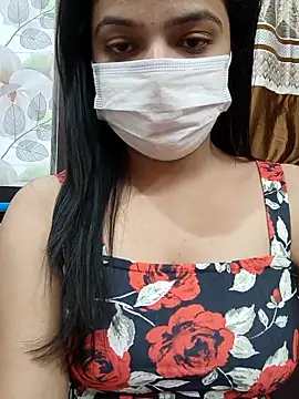 Snapshot of Myloveurvi chatting on March 2, 6:24 pm Myloveurvi online show from March 2, 6:24 pm