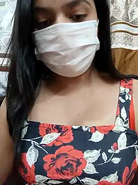 Snapshot of Myloveurvi chatting on March 20, 5:47 pm Myloveurvi online show from March 20, 5:47 pm