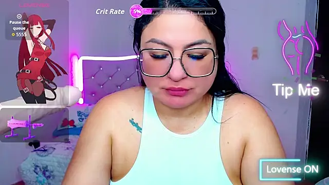 Snapshot of _curvy_latina chatting on September 19, 1:15 pm curvy latina online show from September 19, 1:15 pm