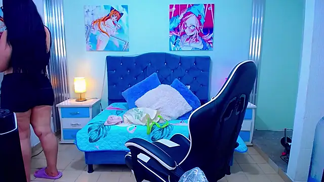  curvy latina online show from June 11, 9:56 pm