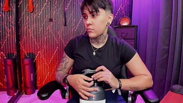 ZhoeStrong online show from February 22, 11:17 pm