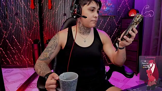 ZhoeStrong online show from February 28, 6:40 pm