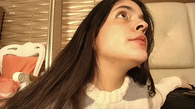 sofiaclauss online show from October 15, 7:38 am