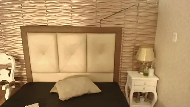sofiaclauss online show from October 12, 9:38 pm