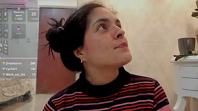 sofiaclauss online show from February 19, 10:45 am