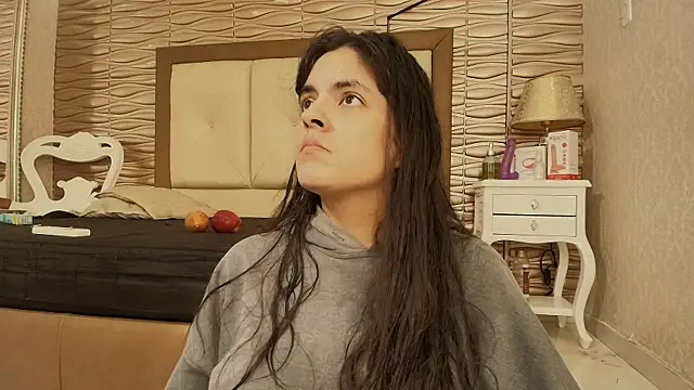 sofiaclauss online show from September 11, 8:09 pm