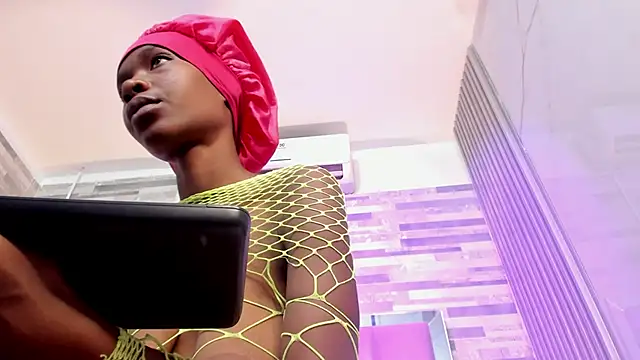 ebony march online show from November 23, 5:34 pm