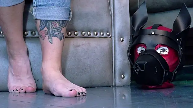 LusstCruella online show from February 17, 3:20 pm