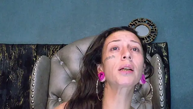 LusstCruella online show from June 30, 12:49 pm