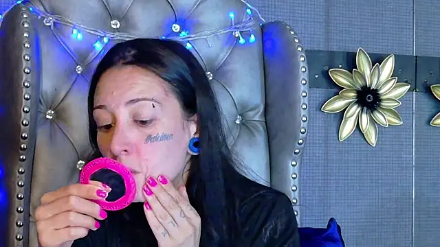 LusstCruella online show from January 10, 3:18 pm