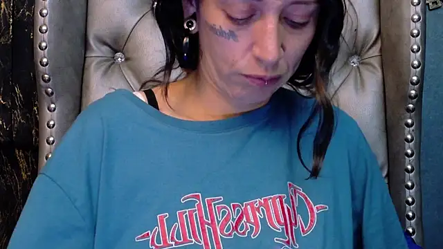 LusstCruella online show from May 13, 12:34 pm