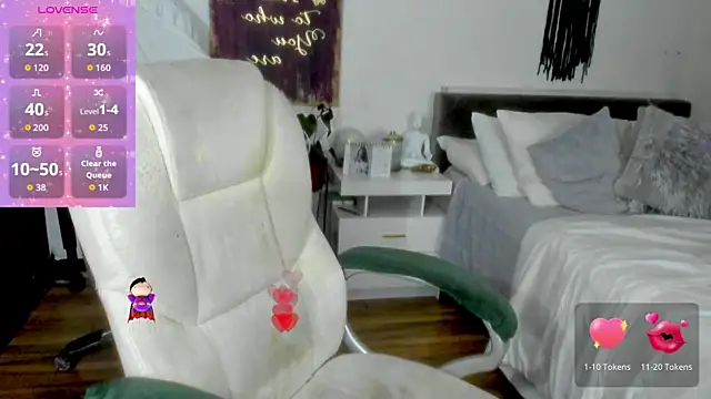 cattleya campbell online show from July 9, 12:00 am