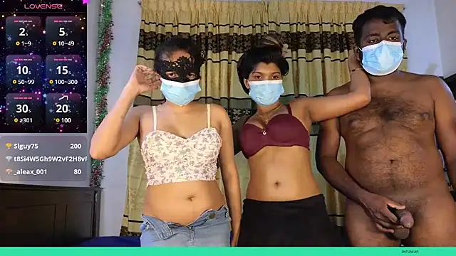Queen ashawary online show from December 7, 8:00 pm