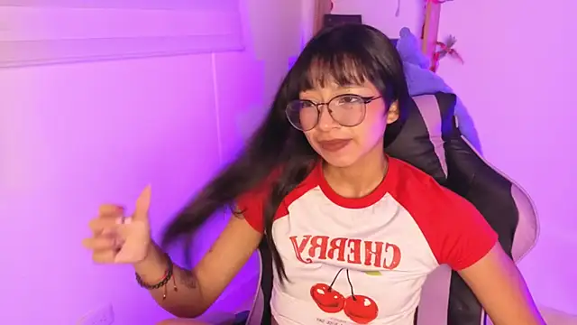 Yommi Winx online show from December 5, 1:49 am