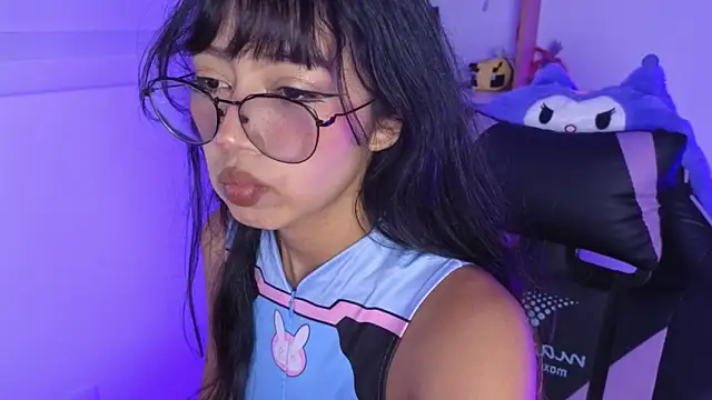 Yommi Winx online show from January 10, 4:08 am