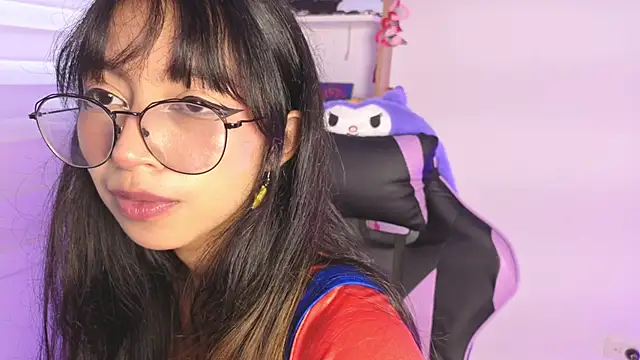 Yommi Winx online show from November 13, 8:02 pm