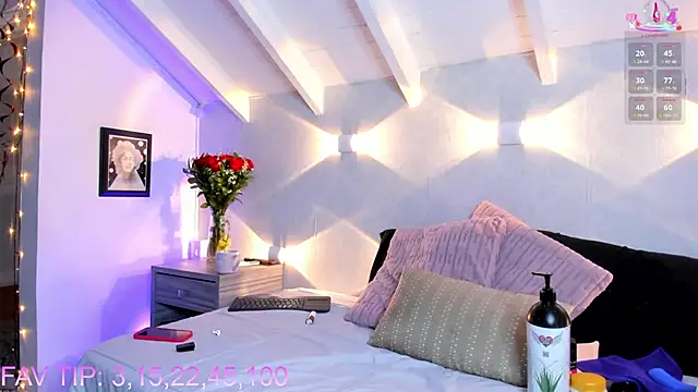 Snapshot of Martina_Miiller chatting on February 15, 12:59 pm Martina Miiller online show from February 15, 12:59 pm