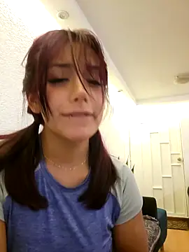 Lau1127 online show from March 6, 1:33 am