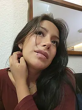 Snapshot of Lau1127 chatting on June 13, 5:33 pm Lau1127 online show from June 13, 5:33 pm