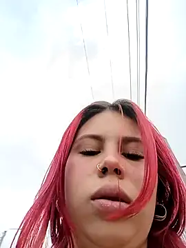 aurora sky11 online show from November 8, 9:40 pm