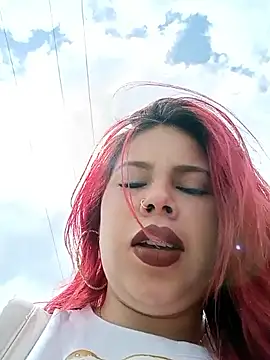 aurora sky11 online show from November 3, 3:26 pm