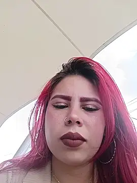 aurora sky11 online show from November 7, 4:33 pm