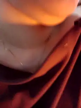 im here- online show from March 28, 10:22 pm