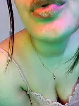 Snapshot of im_here- chatting on September 19, 2:21 pm im here- online show from September 19, 2:21 pm