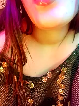 Snapshot of im_here- chatting on February 7, 11:03 pm im here- online show from February 7, 11:03 pm