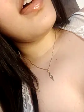 im here- online show from October 22, 12:32 am