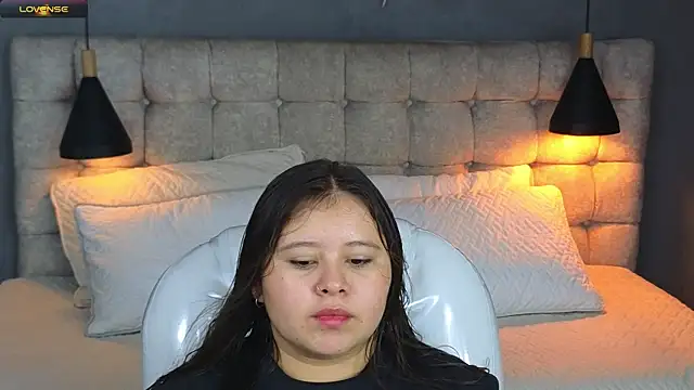 Laia and Aloby online show from November 20, 10:09 pm