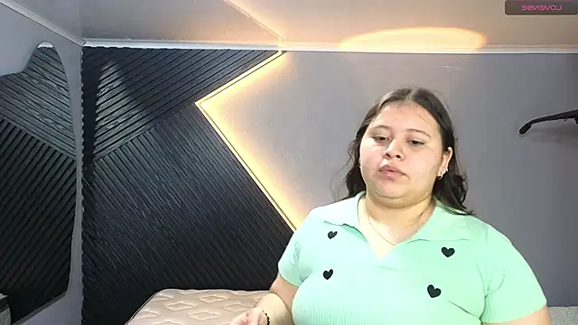 Laia and Aloby online show from February 20, 10:22 pm