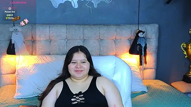 Laia and Aloby online show from October 10, 10:21 pm