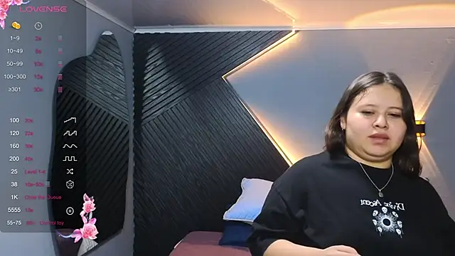 Laia and Aloby online show from February 16, 10:07 pm