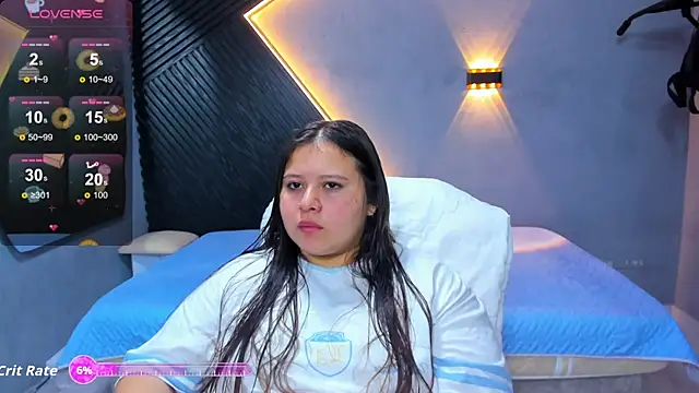 Snapshot of Laia_and_Aloby chatting on June 24, 11:24 pm Laia and Aloby online show from June 24, 11:24 pm