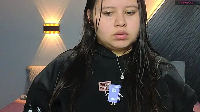 Laia and Aloby online show from February 17, 10:07 pm