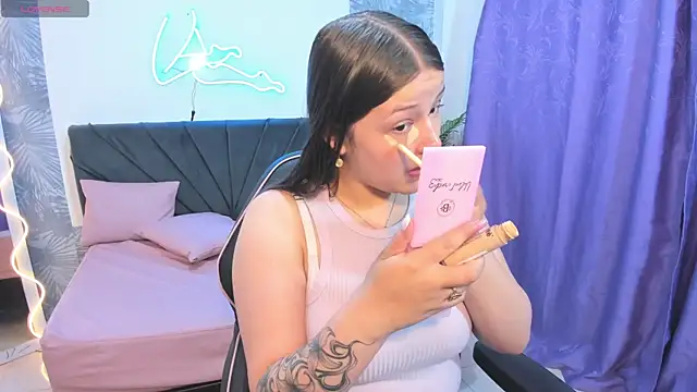 Krysstal tay online show from April 14, 12:10 pm