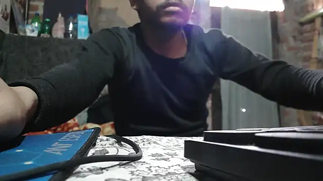 Dreamdaze2025 online show from February 22, 3:09 am