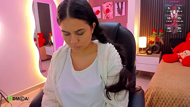 natasha  jackson online show from February 7, 12:02 pm