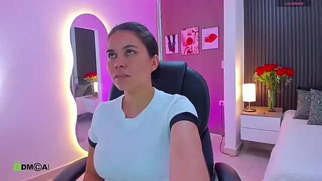 natasha  jackson online show from March 20, 1:01 pm